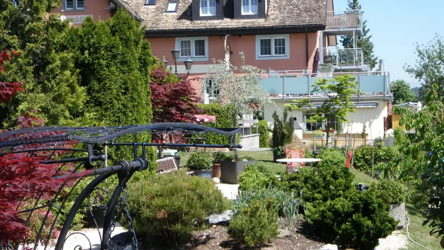 Attic flat for rent - Huebstrasse 62, 8636 Wald ZH