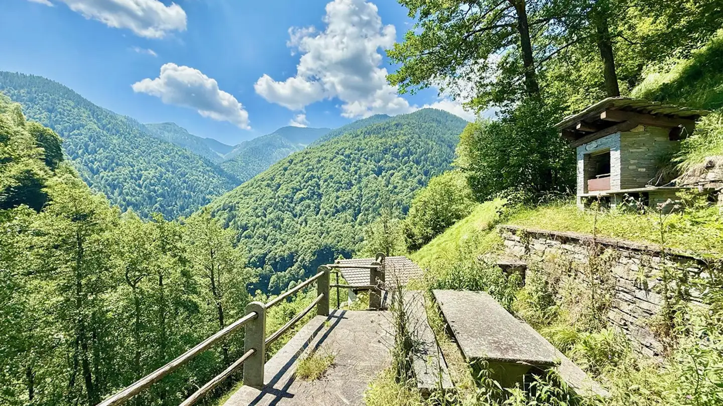 Casa in vendita - 6663 Spruga - Photo 4