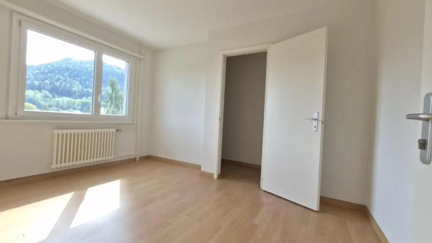 Appartamento in affitto - Rue de Buttes 16, 2114 Fleurier - Foto 2