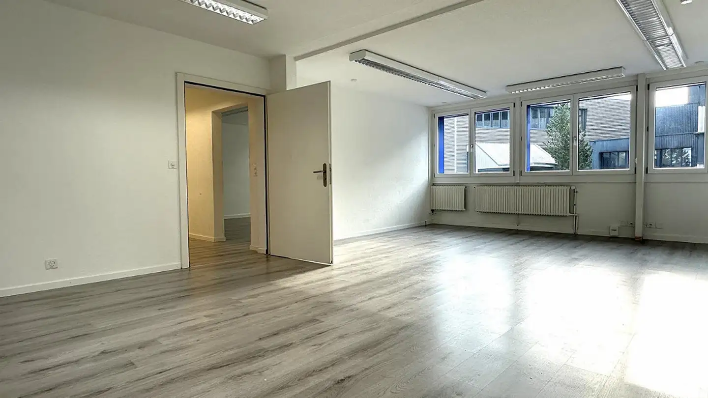 Bürofläche mieten - Industriestrasse 24, 6102 Malters - Foto 4