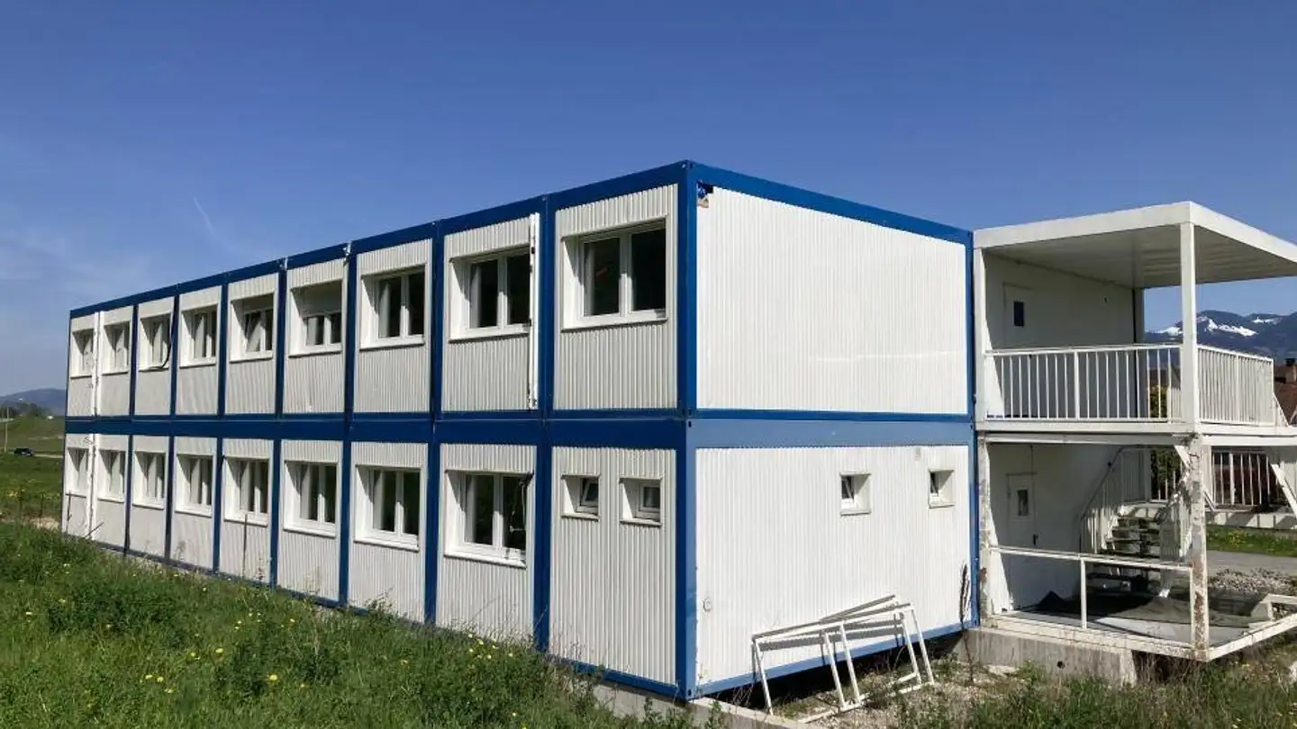 Office space for sale - 1897 Les Evouettes