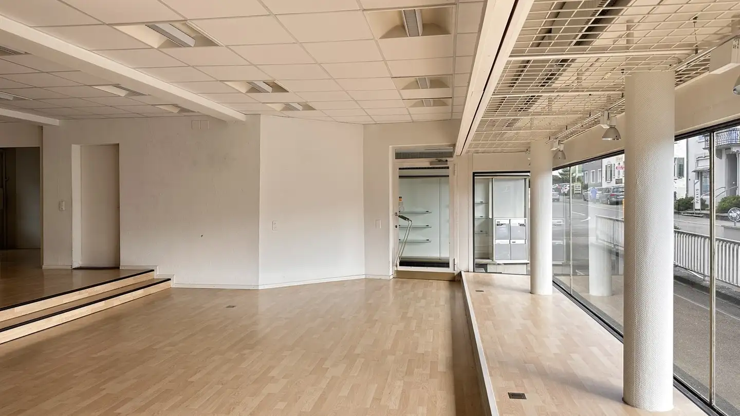 Commercial for rent - Bergstrasse 3, 8712 Stäfa