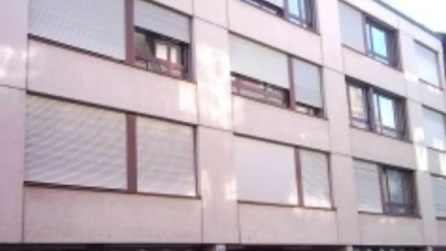 Tiefgaragenstellplatz mieten - Holbeinstrasse 19, 4051 Basel