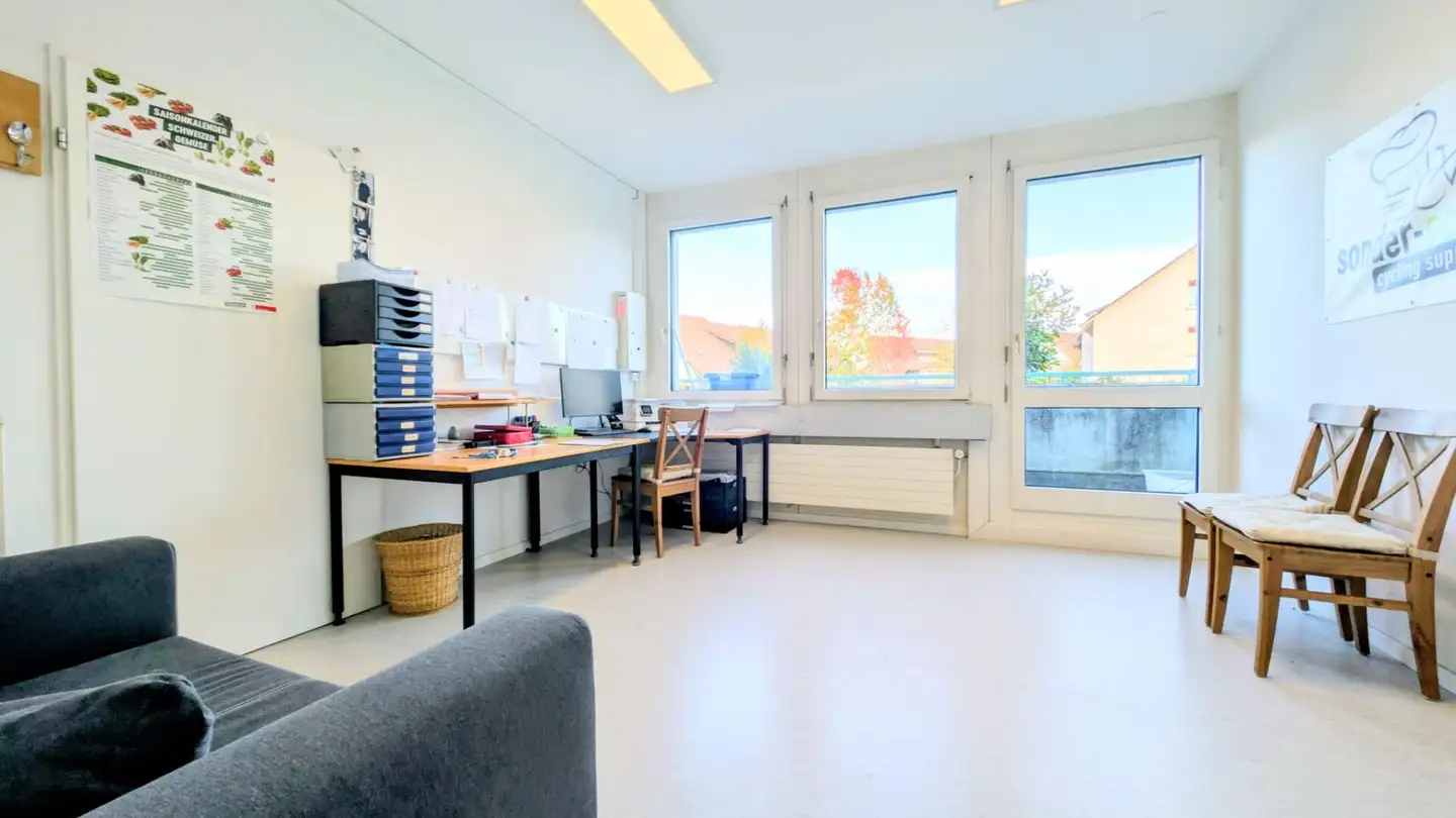 Spazio ufficio in affitto - 8162 Steinmaur