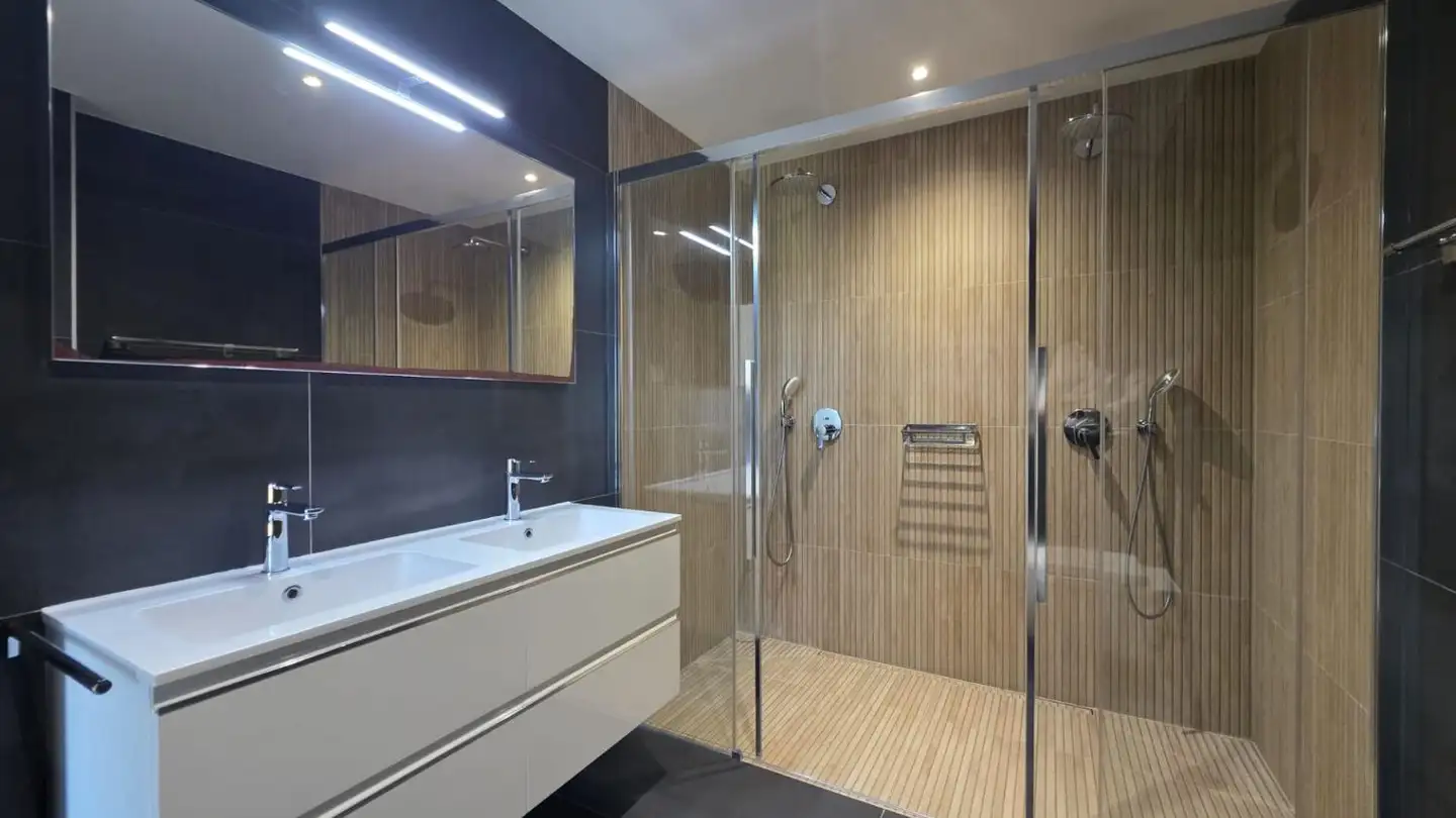 Appartement à louer - Rue De La Croix-Fédérale 25, 2300 La Chaux-de-Fonds - Photo 4