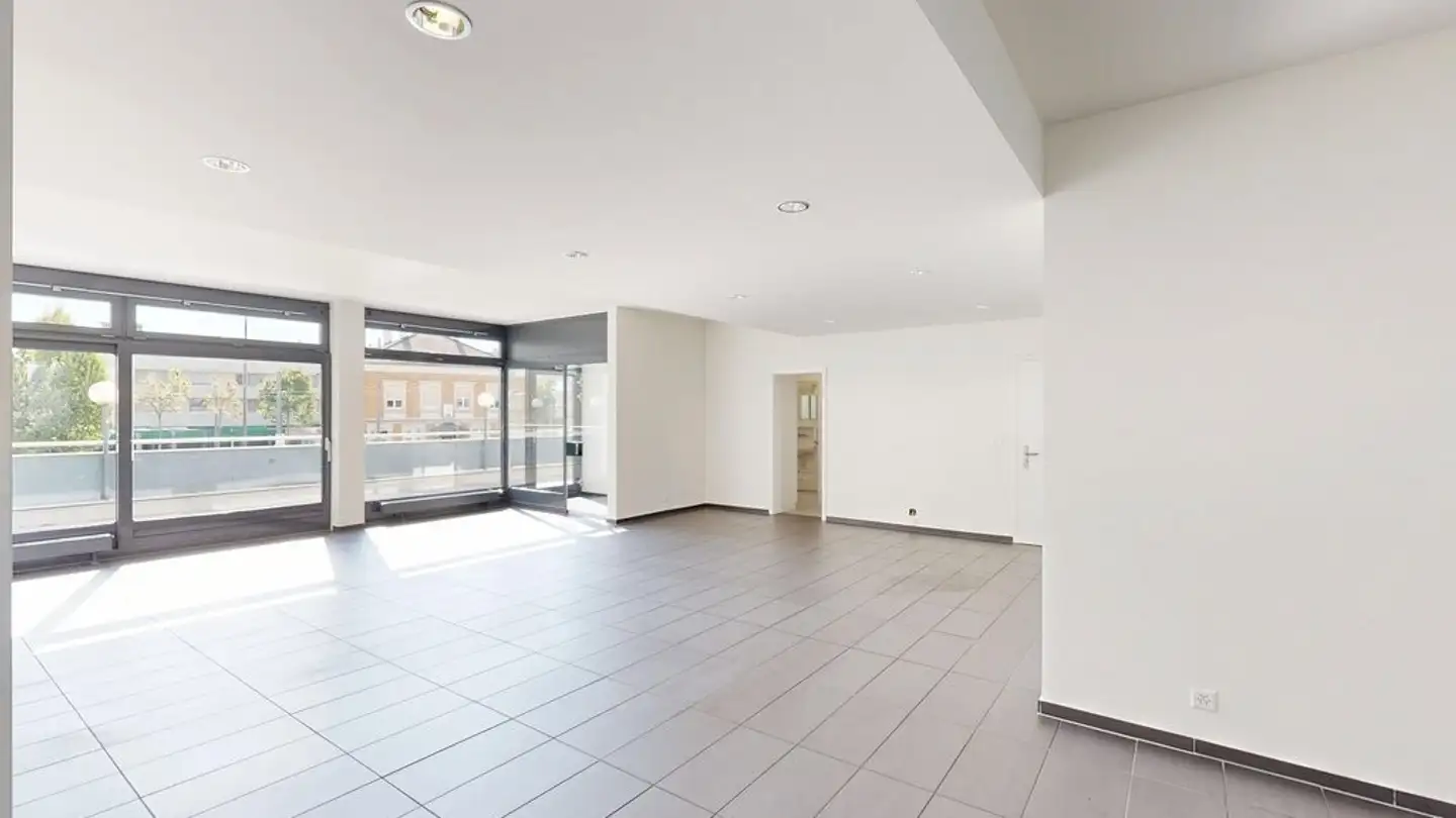 Office space for rent - Paradiesstrasse 2, 4102 Binningen - Photo 2