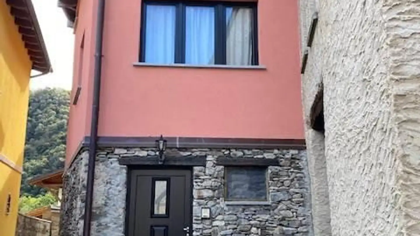 Edificio residenziale in vendita - Vicolo Centrale 5, 6806 Sigirino - Photo 2