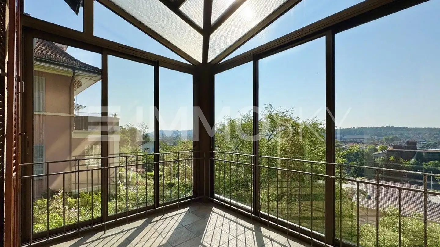 Cave house for sale - Rosenheimweg / Chemin De La Roseraie, 2502 Biel/Bienne