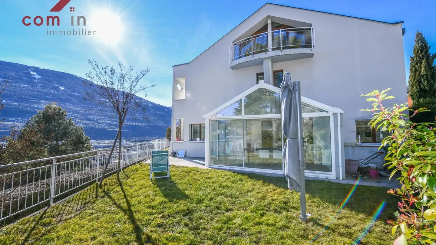 Row house for sale - Rue De Gravelone, 1950 Sion