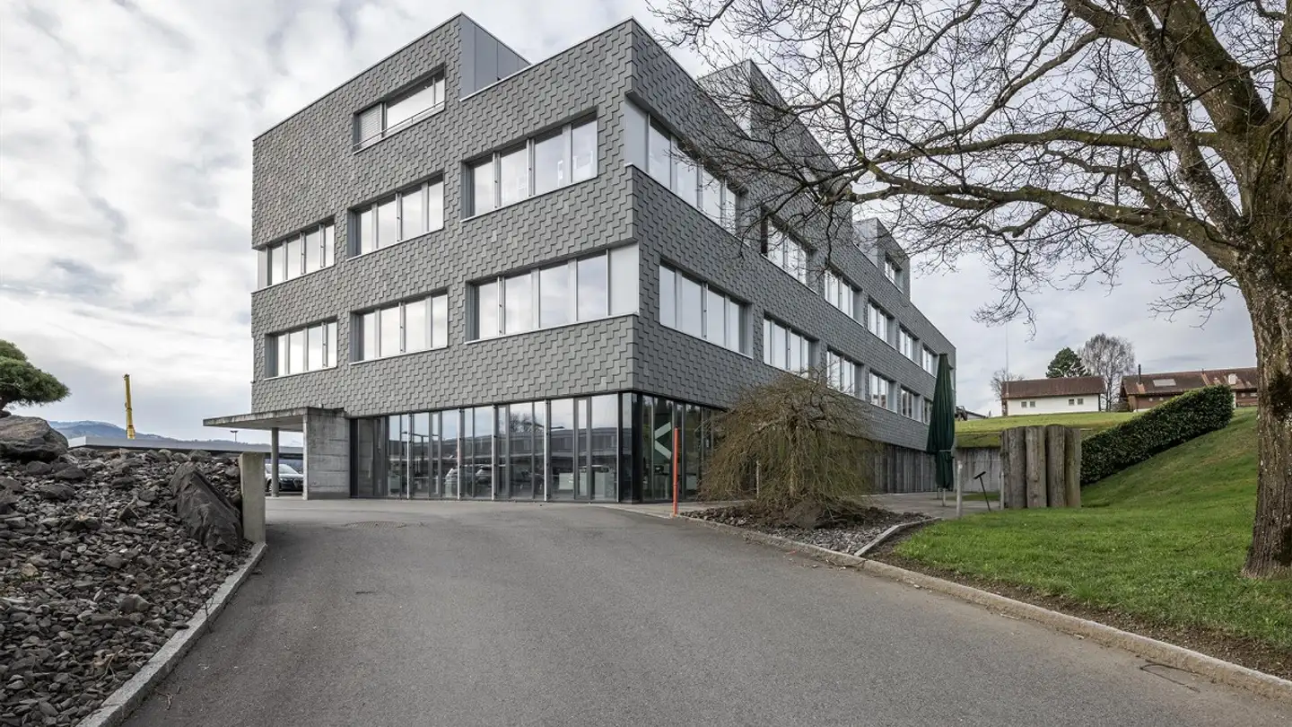 Bürofläche mieten - 6340 Baar