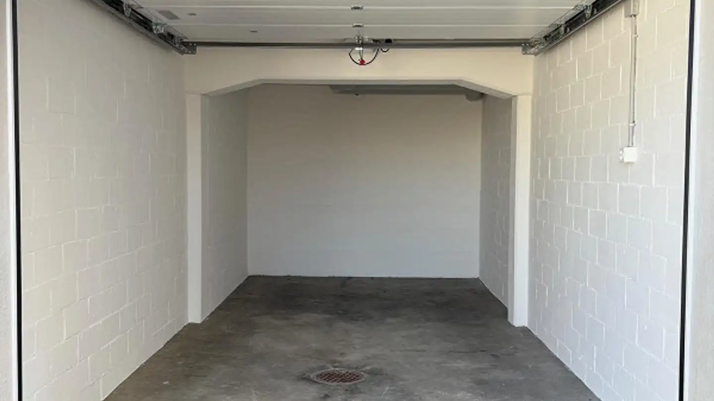 Single garage for rent - Badener Landstrasse 21, 8197 Rafz