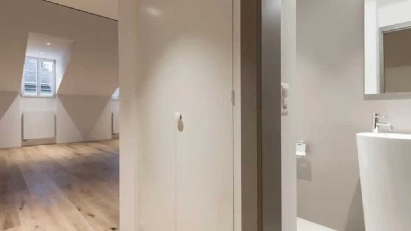 Penthouse for rent - Gerechtigkeitsgasse, 3011 Bern - Photo 2