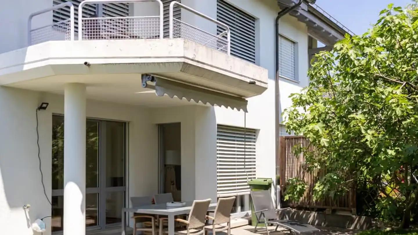 Semi-detached house for rent - Brüschstrasse 94a, 8708 Männedorf