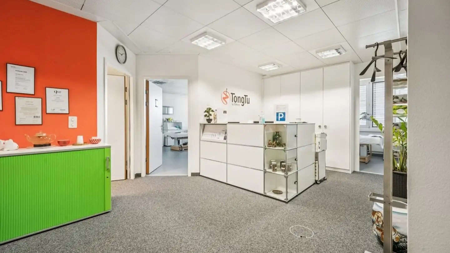 Bureau à louer - Zürichstrasse 12, 8610 Uster - Photo 2