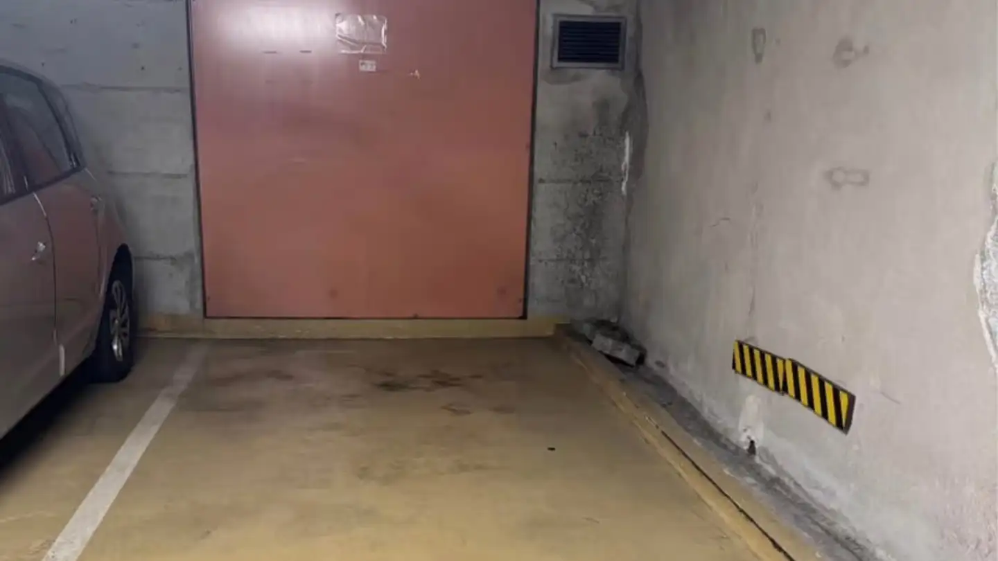 Place de parking souterraine à louer - Avenue De La Grenade 22, 1207 Genève