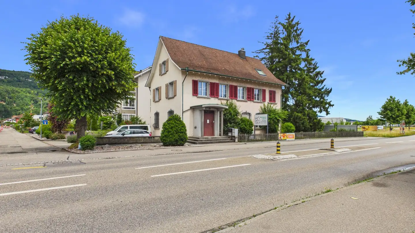 Dachgeschosswohnung mieten - Bernstrasse 158, 4852 Rothrist