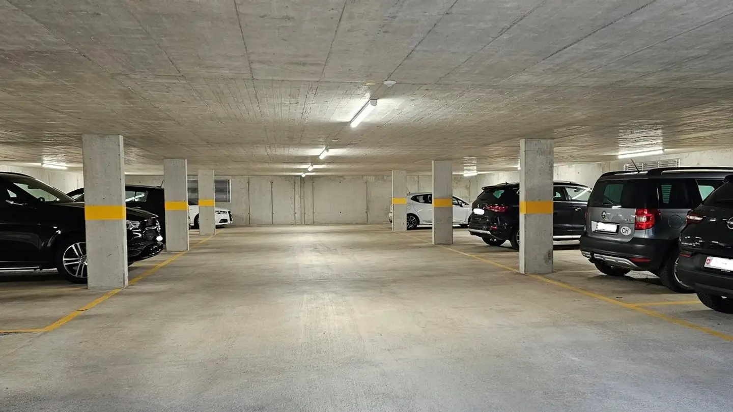 Place de parking souterraine à louer - Seestrasse 13a, 9320 Arbon