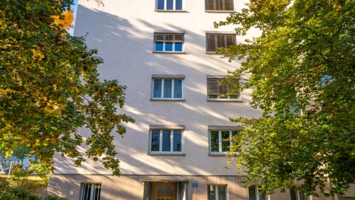 Indoor motorbike parking space for rent - Landskronstrasse 62, 4056 Basel