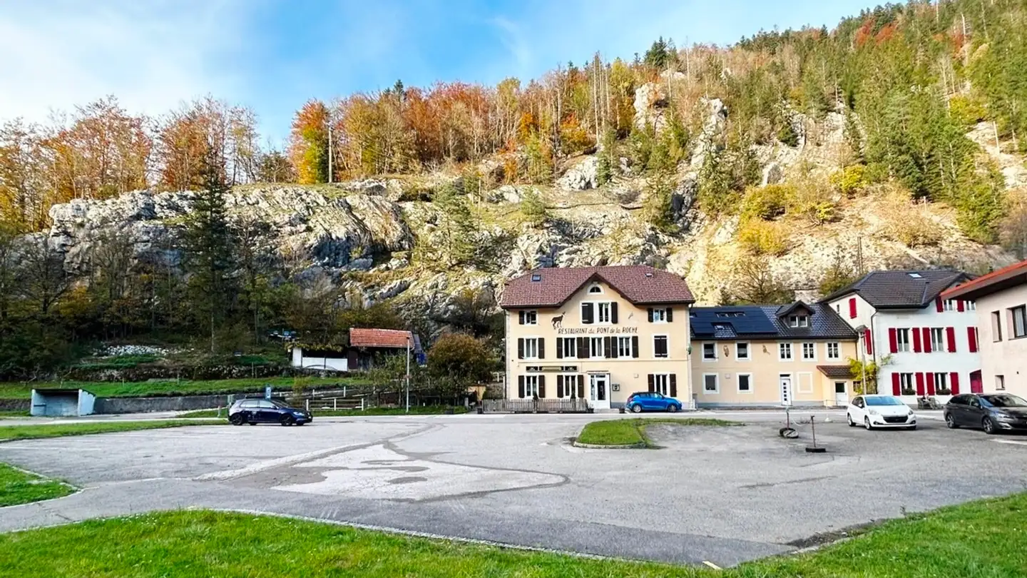 Shop for rent - 2123 St-Sulpice NE - Photo 2