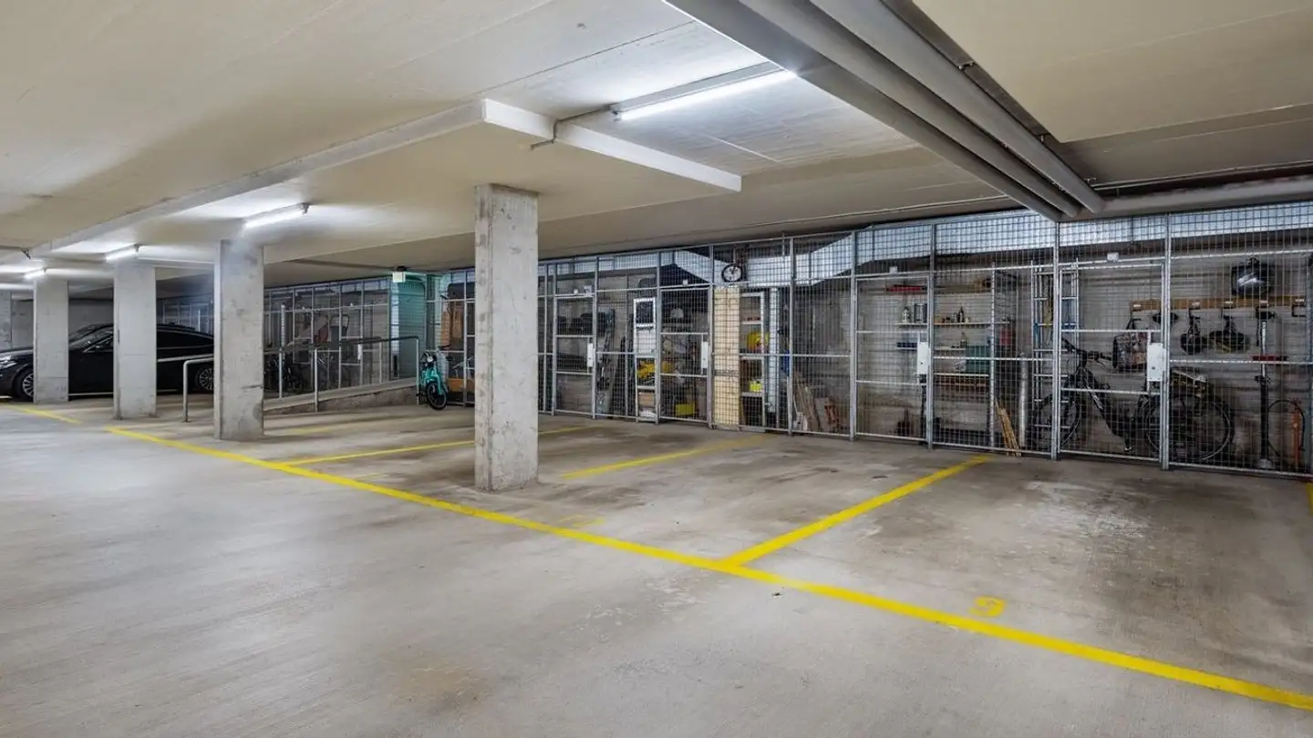 Parcheggio sotterraneo in affitto - Chriesimatt 17, 6340 Baar