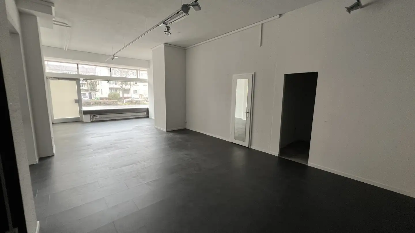 Geschäft mieten - Ueberlandstrasse 350, 8051 Zürich - Foto 3