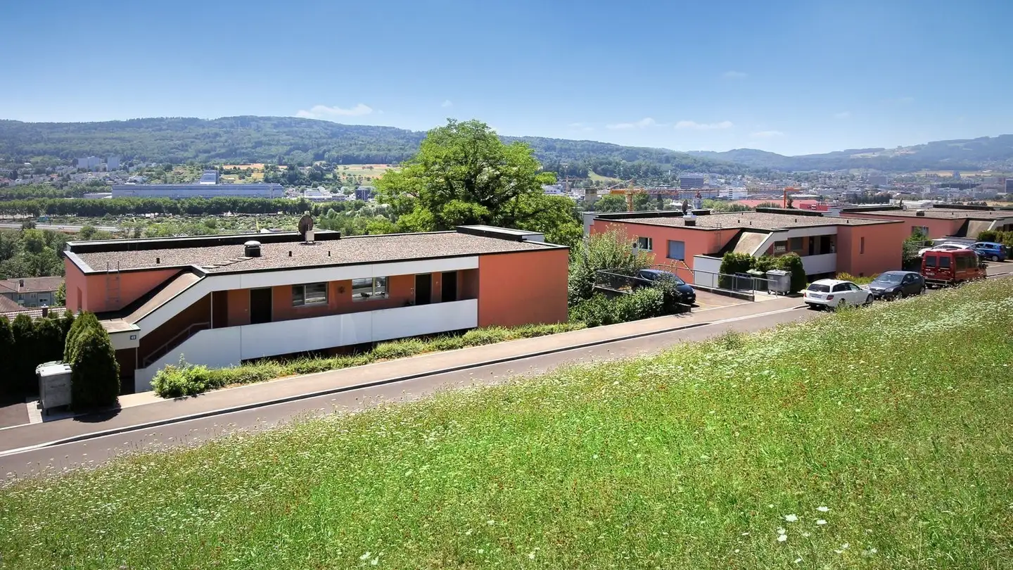 Parkplatz im Freien mieten - Eggstrasse 42, 8102 Oberengstringen