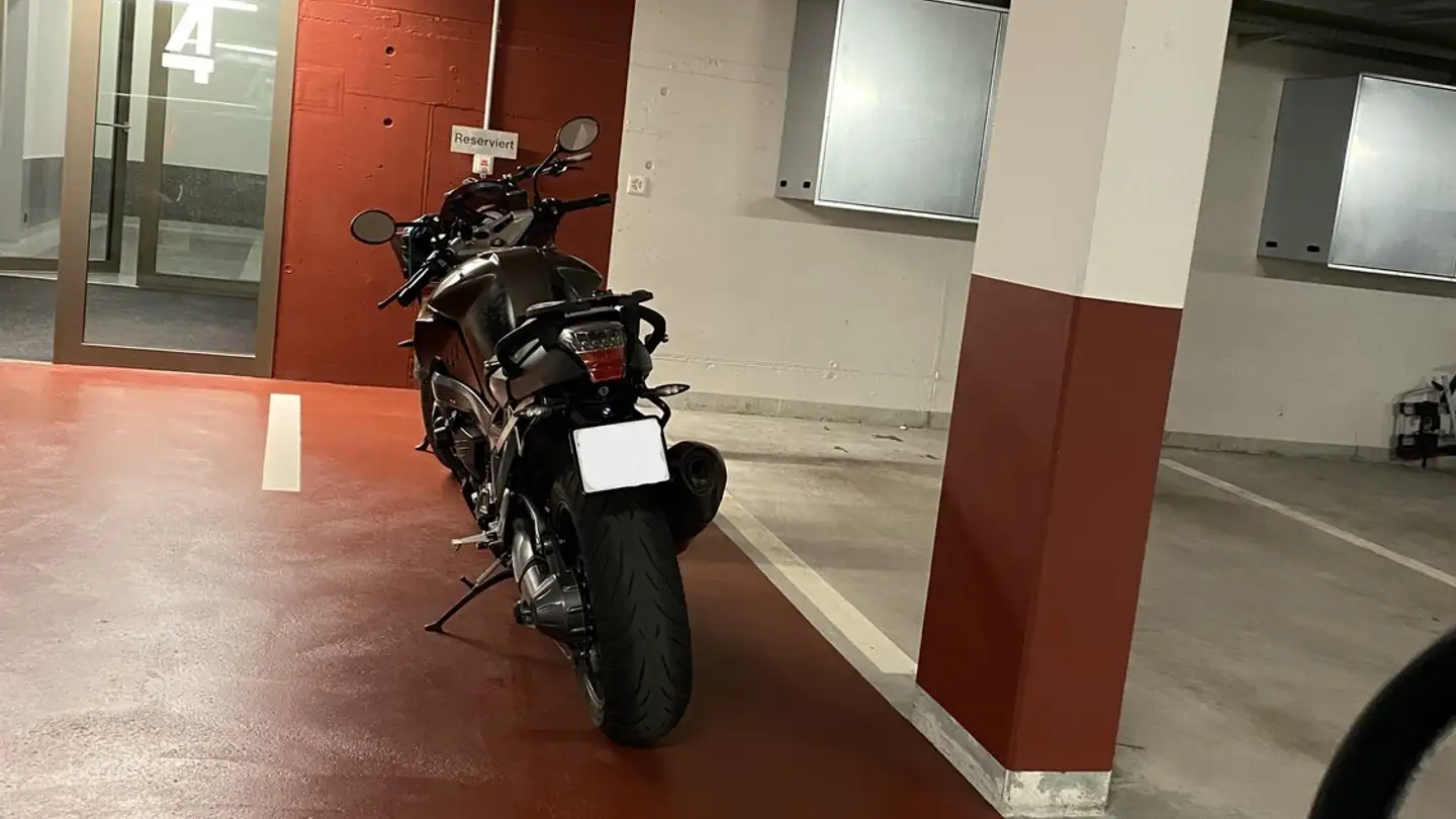 Parkplatz im Freien mieten - Hof 4, 6438 Ibach