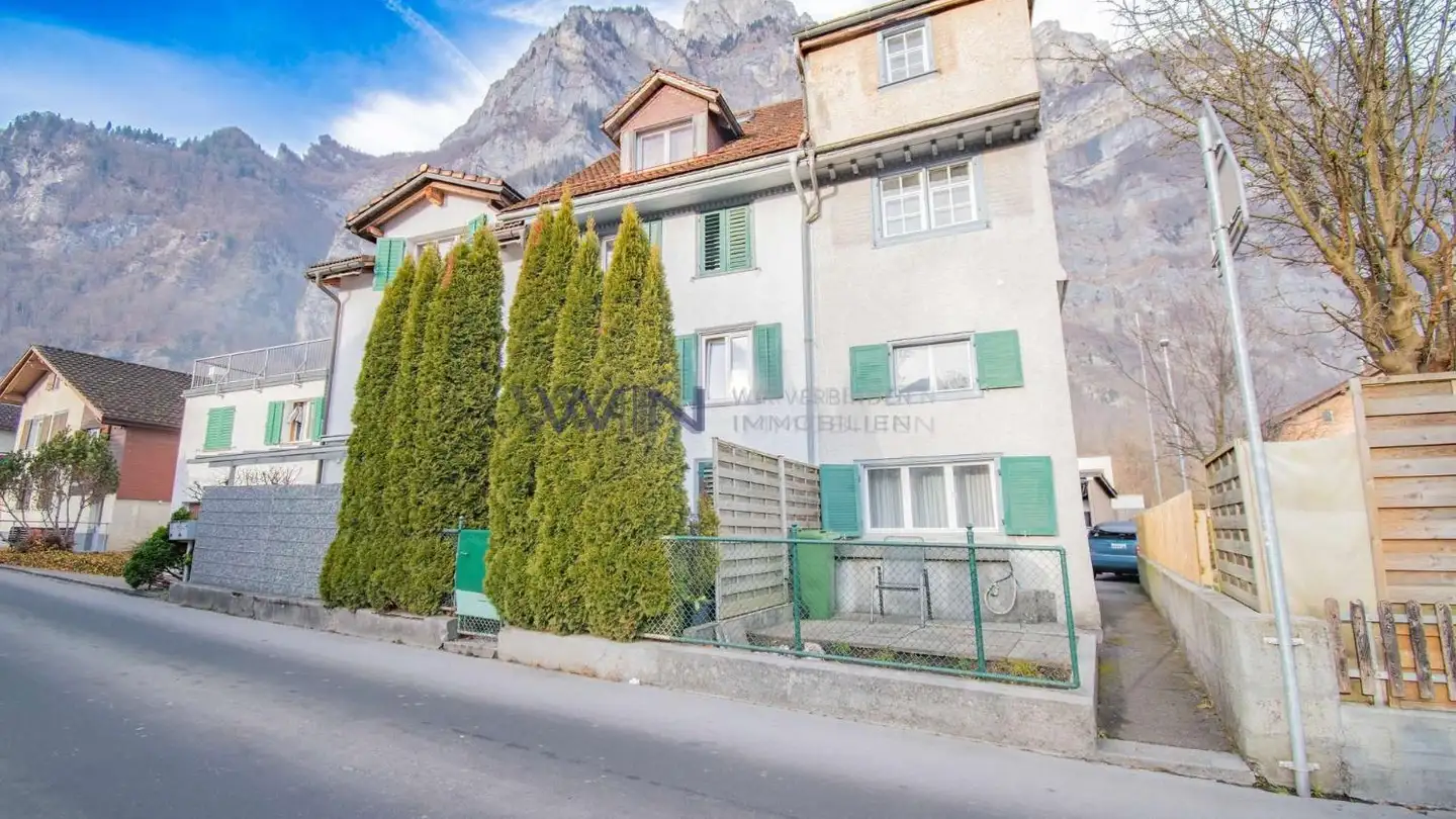 Single house for sale - 8754 Netstal