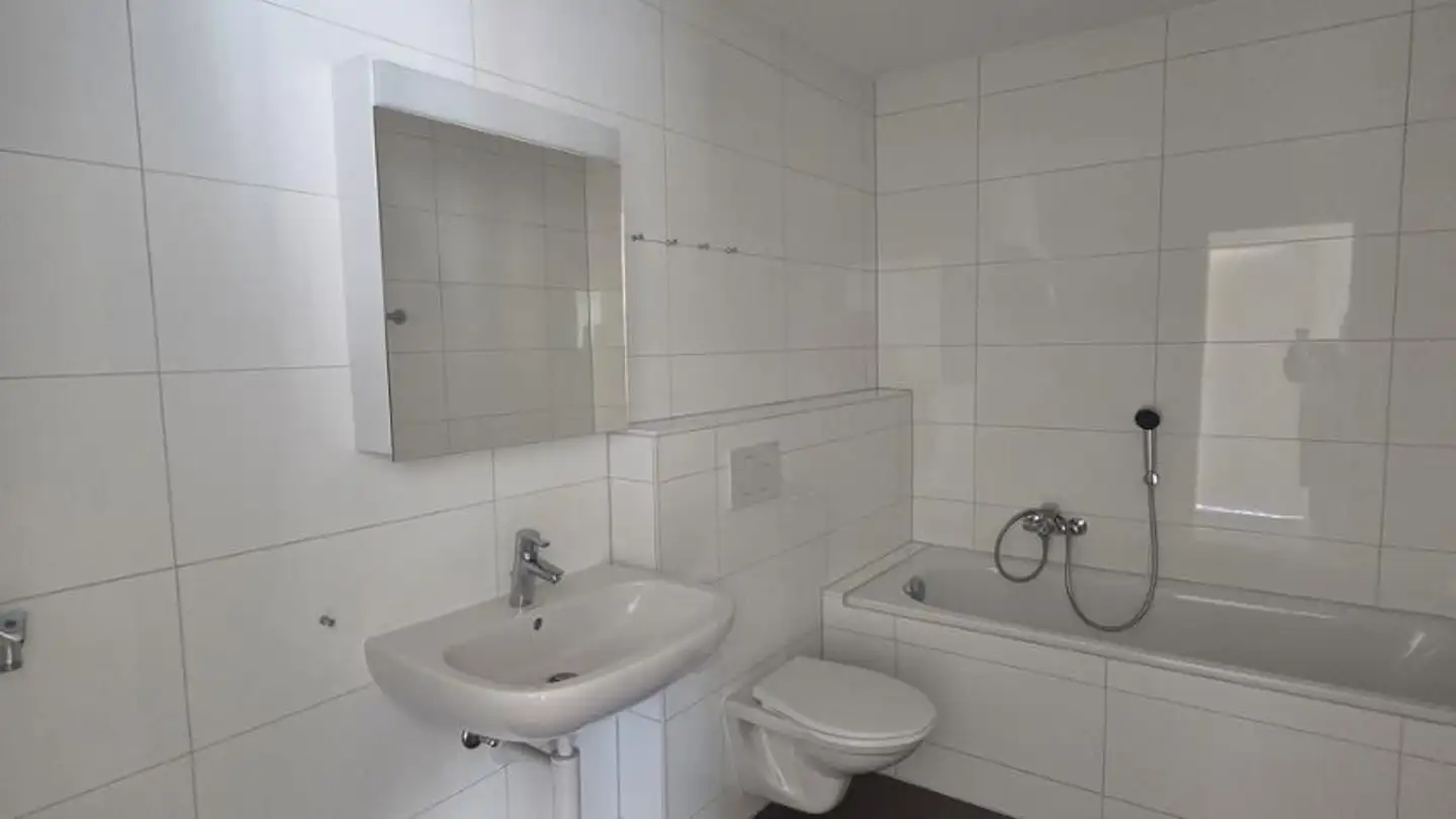 Apartment for rent - Rue Des Grands-Champs 6, 2842 Rossemaison - Photo 2