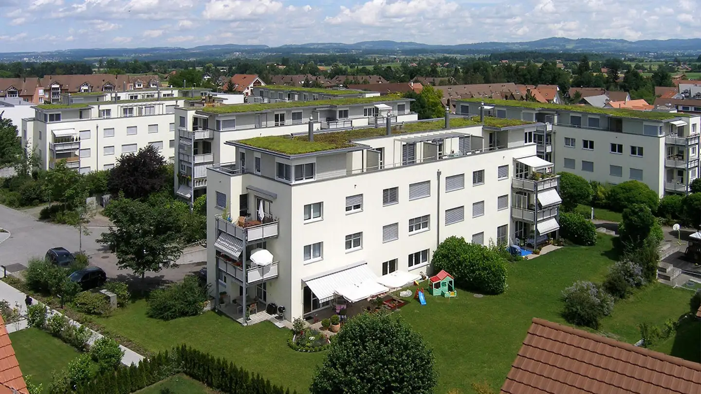 Appartement à louer - Aronenweg 11, 8618 Oetwil am See