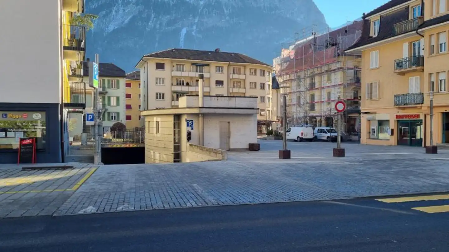 Place de parking souterraine à louer - Place Val de Marne, 1890 St-Maurice