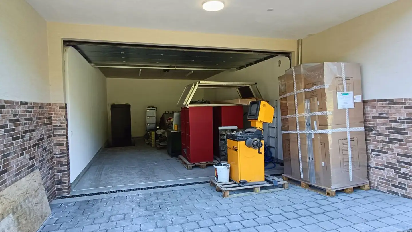 Einzelgarage mieten - Industriestrasse EW 2, 6152 Hüswil - Foto 4