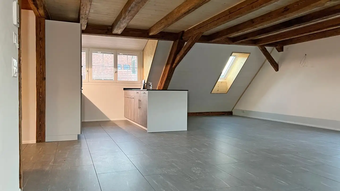 Attic flat for rent - Otelfingerstrasse 1, 8115 Hüttikon - Photo 3