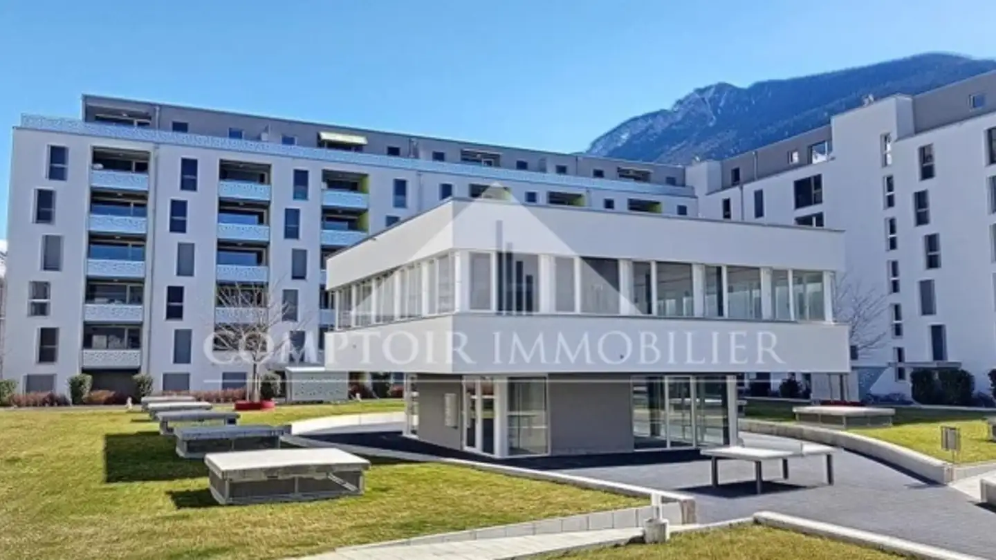 Bureau à louer - Avenue Des Platanes 11, 3960 Sierre