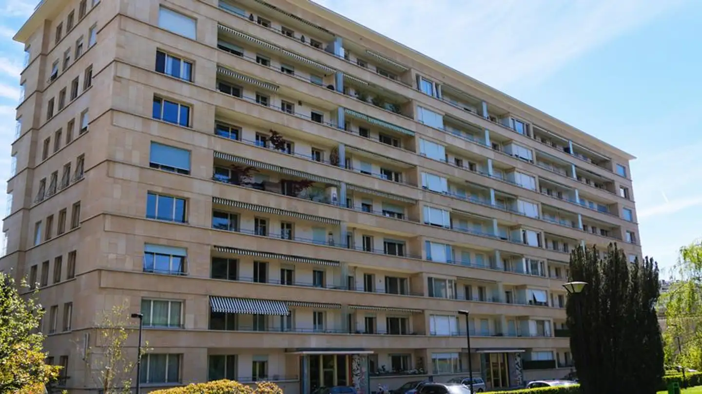 Single garage for rent - Parc du Château-Banquet 14, 1202 Genève