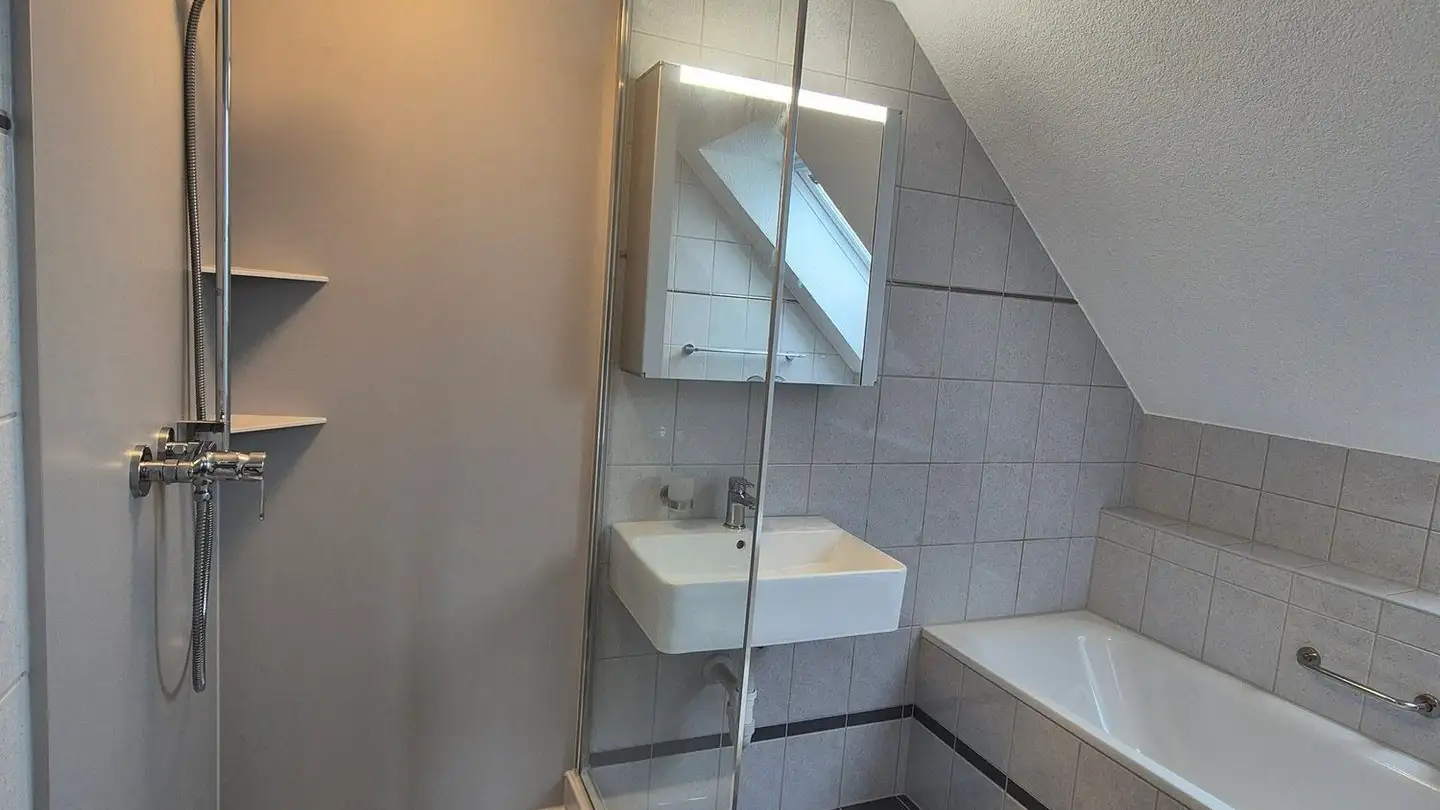 Attic flat for rent - Stauberbergstrasse 53, 8610 Uster - Photo 3