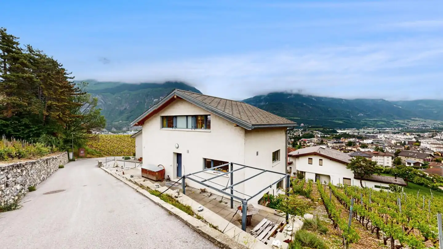 Single house for sale - 3968 Veyras