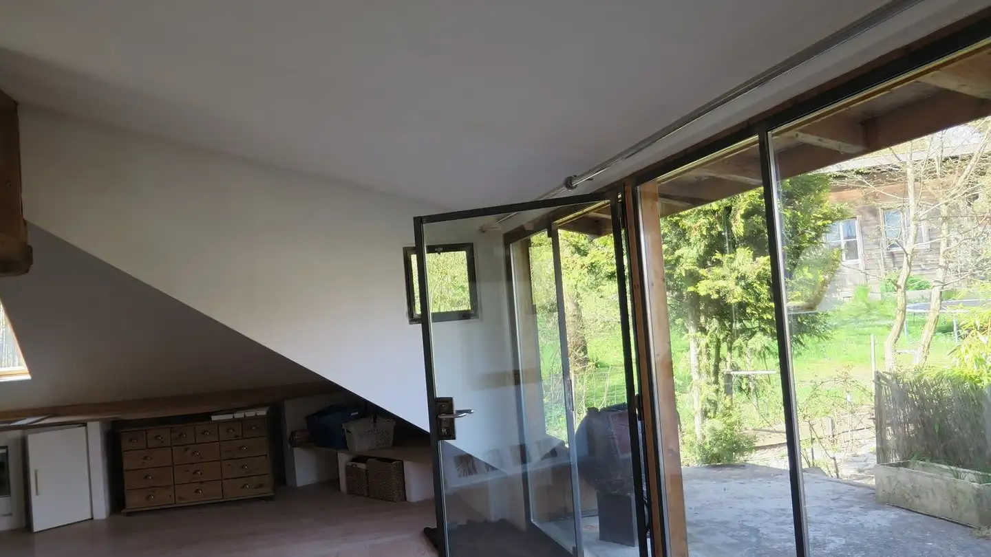 Dachgeschosswohnung mieten - Oberwohlenstrasse 25, 3033 Wohlen b. Bern - Foto 4