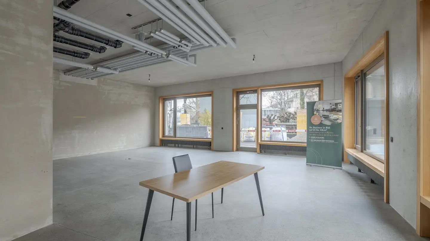 Commercial à louer - Rue De L'allée / Alleestrasse 7, 2503 Biel/Bienne - Photo 2