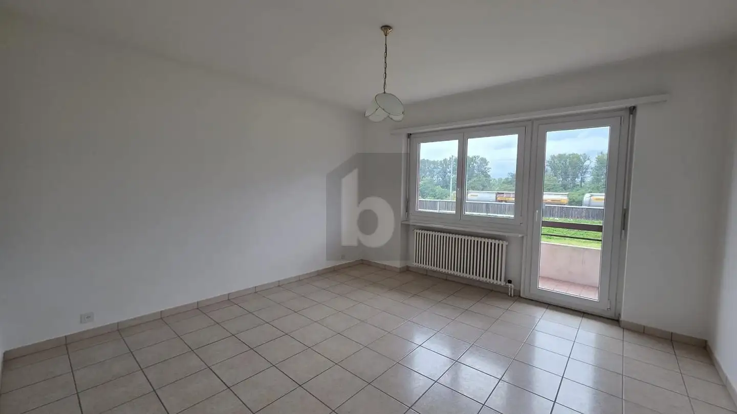 Appartement à louer - 6572 Quartino - Photo 3