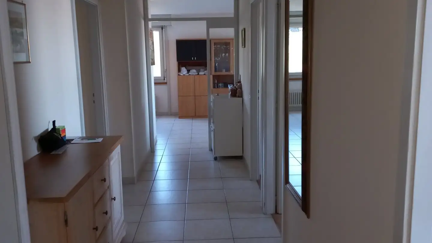 Apartment for rent - Rue Pierre-De-Vingle 14, 2000 Neuchâtel - Photo 4