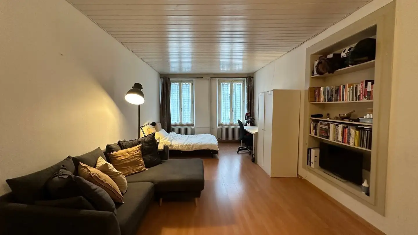Studio for rent - Rue Adam-Friedrich-Molz / Adam-Friedrich-Molz-Gasse 37, 2502 Biel/Bienne - Photo 2