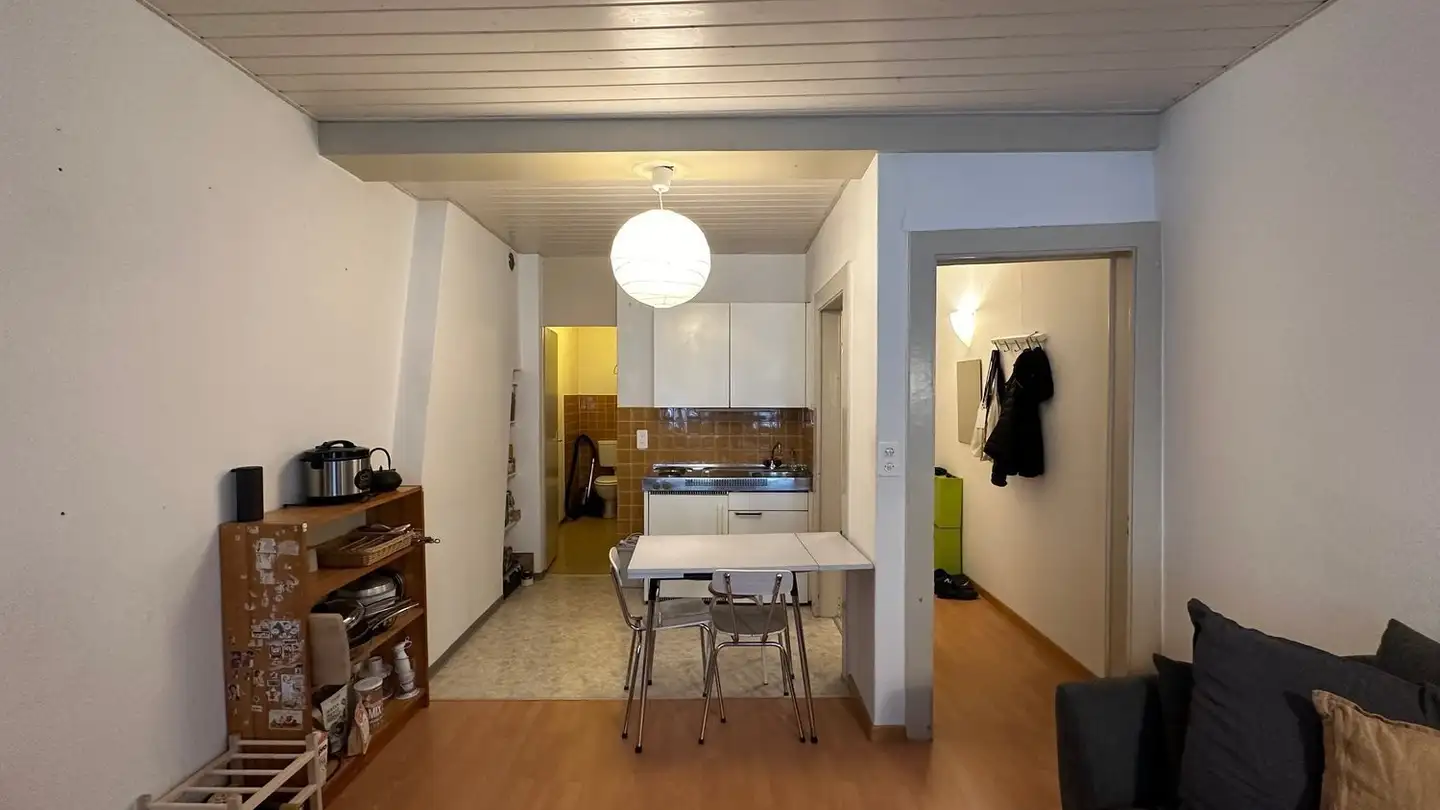 Studio for rent - Rue Adam-Friedrich-Molz / Adam-Friedrich-Molz-Gasse 37, 2502 Biel/Bienne - Photo 4