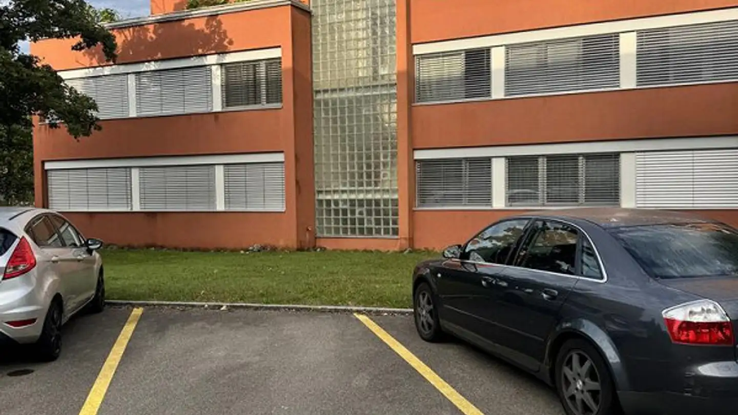 Outdoor parking space for rent - Alte Hedingerstrasse 23a, 8910 Affoltern am Albis