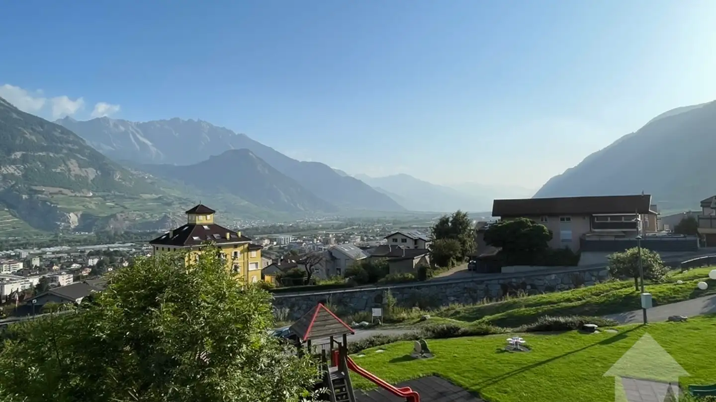 Apartment for sale - 1907 Saxon