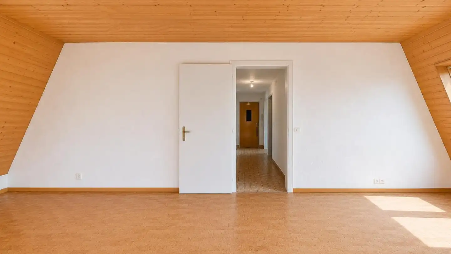 Attic flat for rent - Neumattstrasse 3, 4434 Hölstein - Photo 3