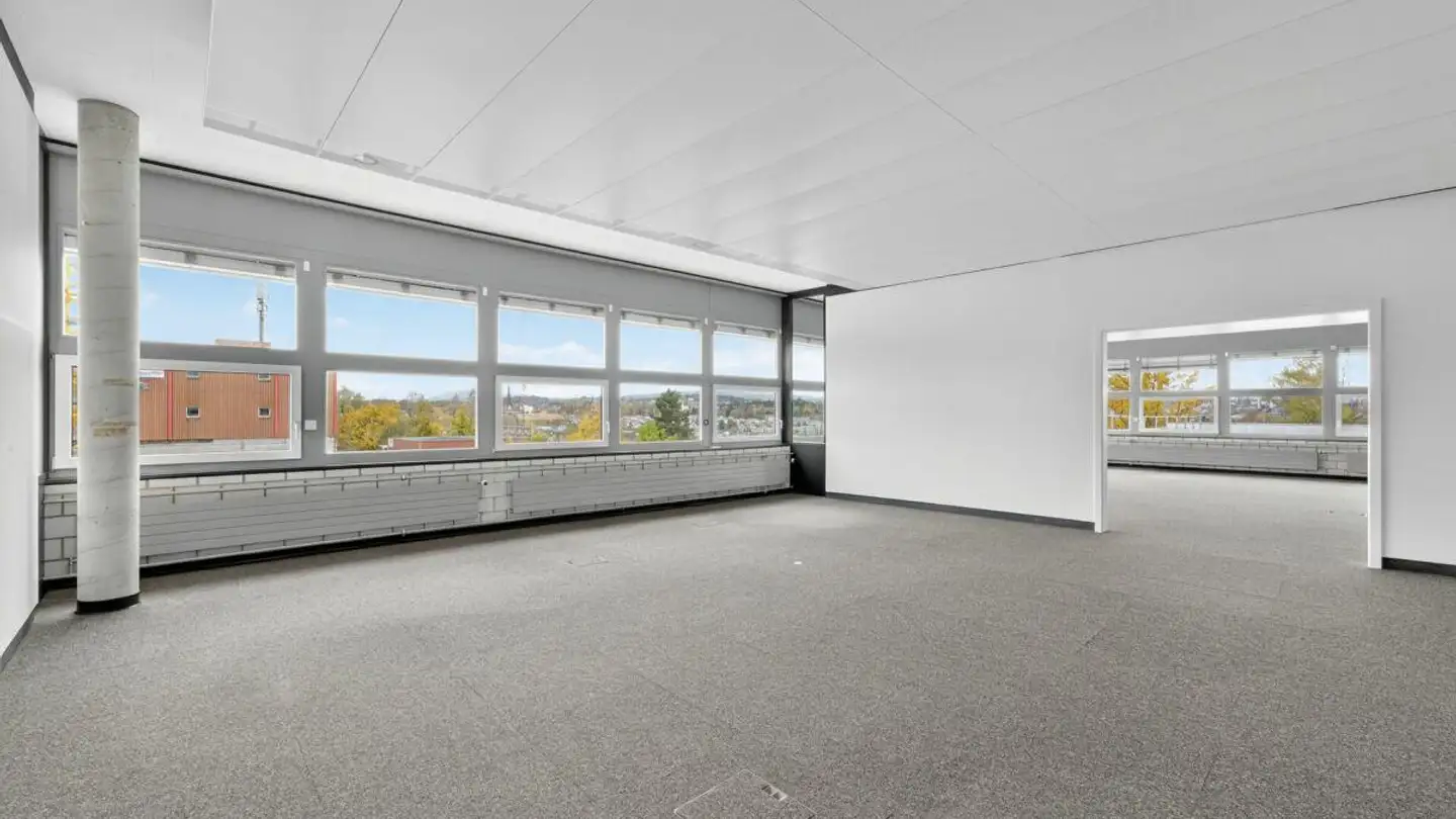 Office space for rent - Reusseggstrasse 9, 6020 Emmenbrücke