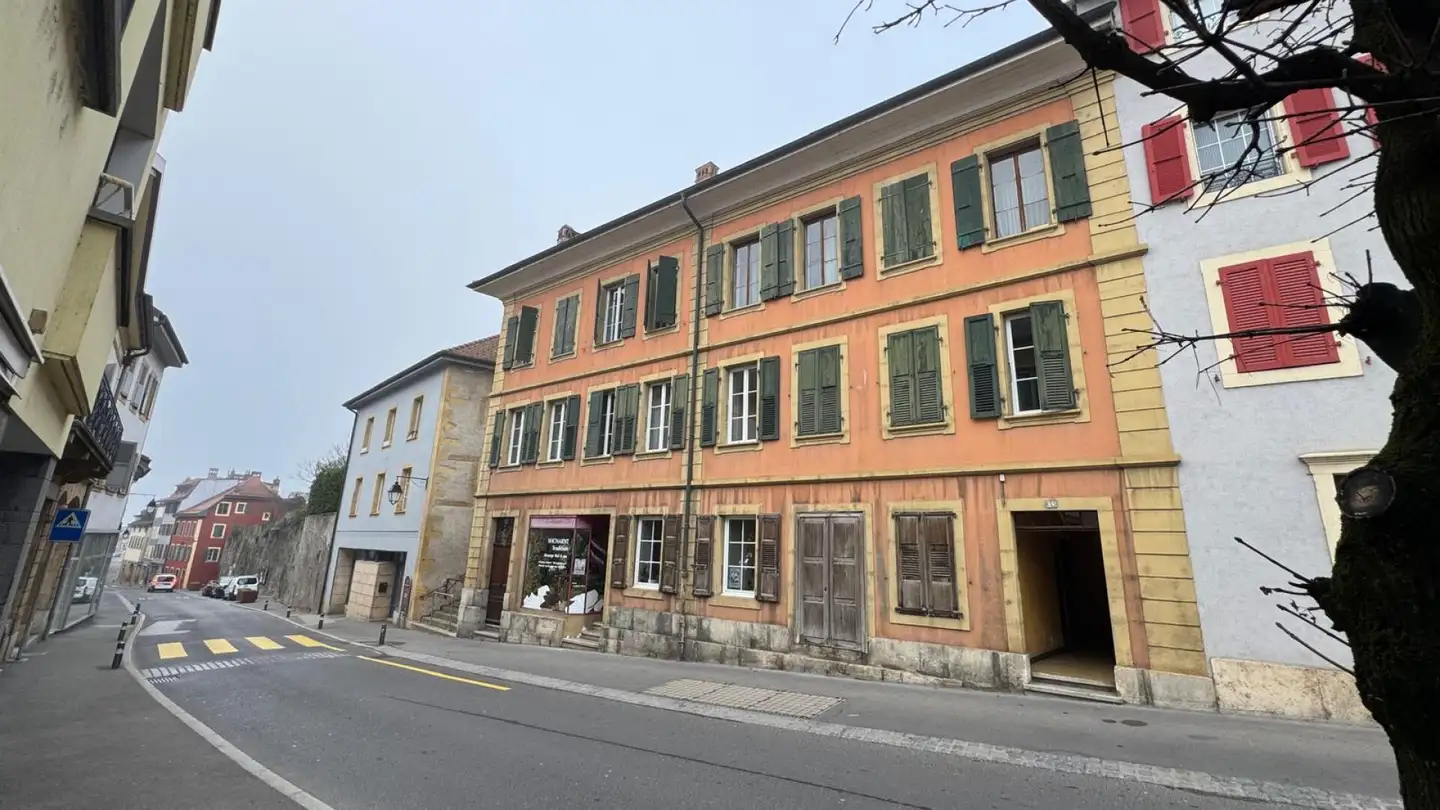 Mixed-use building for sale - Rue Basse 14, 1422 Grandson