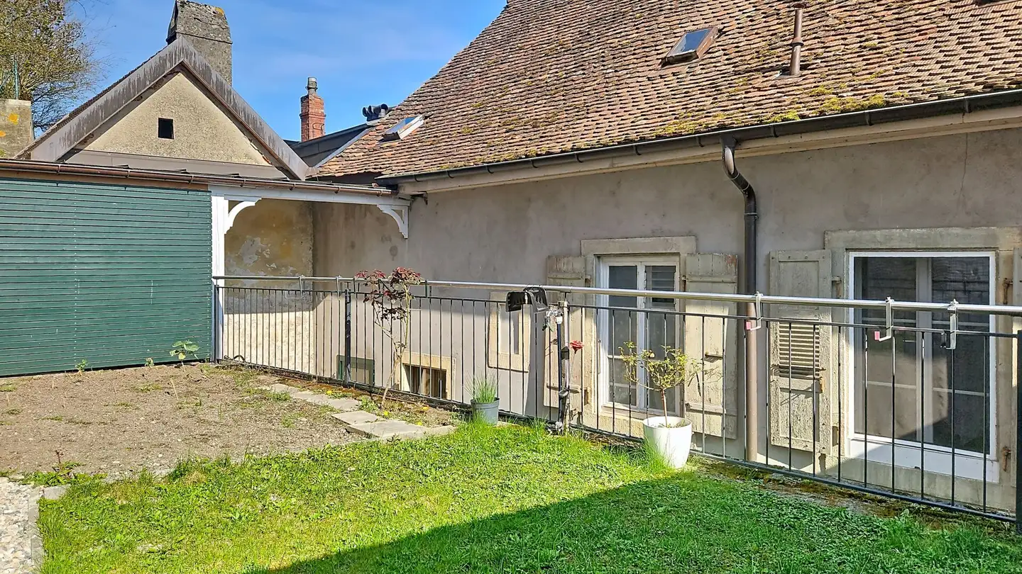 Mischgenutztes Gebäude kaufen - Rue Basse 14, 1422 Grandson - Foto 2