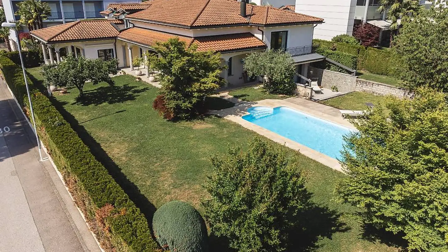 Single house for sale - 6965 Cadro